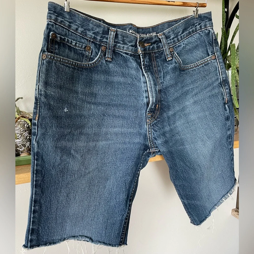 Old Navy Dark Rinse Long Denim Jean Shorts Jorts Size Men’s 32 Fits 4/6